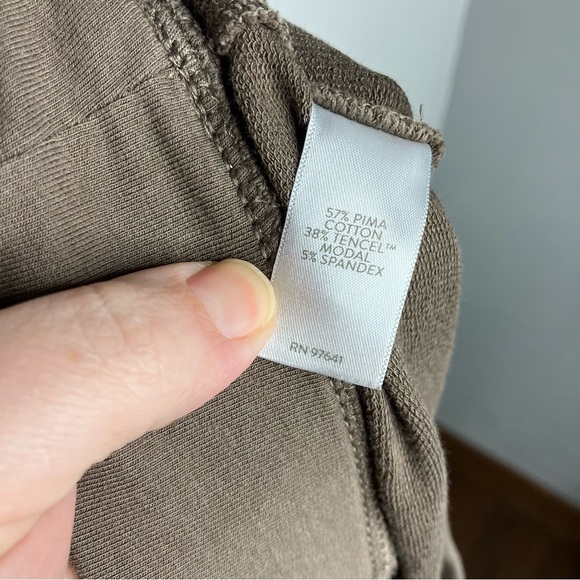 Pure Jill J. Jill slim leg cropped pants size medium - Picture 7 of 7